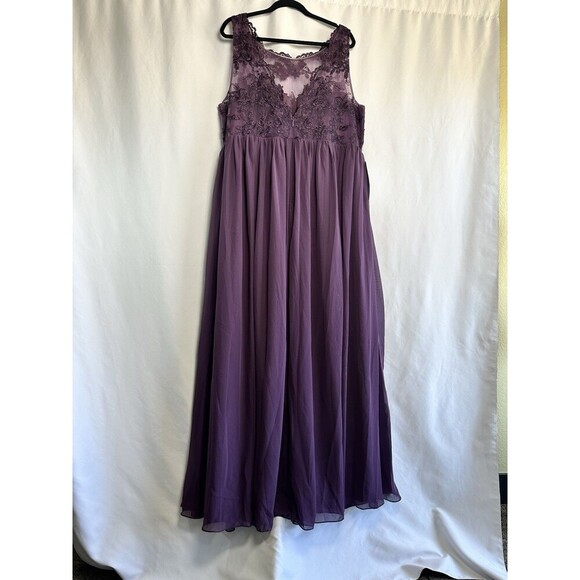 NWT Azazie Woman’s Plus Size A24 Mother of the Bride/Groom 24W - Picture 11 of 16